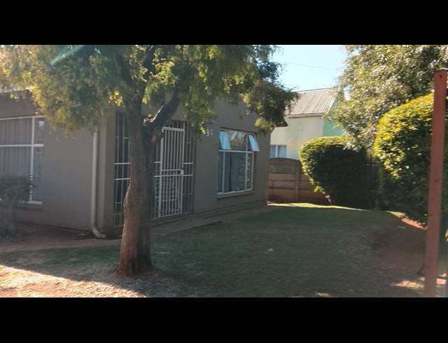 3 BEDROOM HOUSE FOR SALE IN RANDGATE